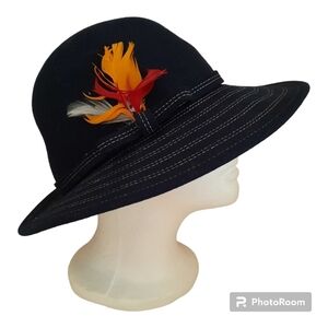 Vintage Astre 100% wool navy blue contrast stitching felt hat